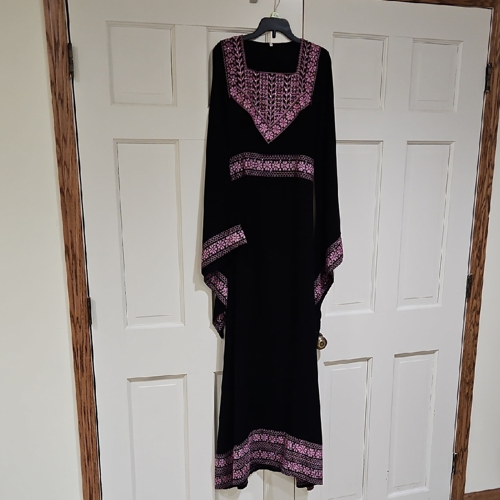 Modest Tatreez Dress/ Abaya